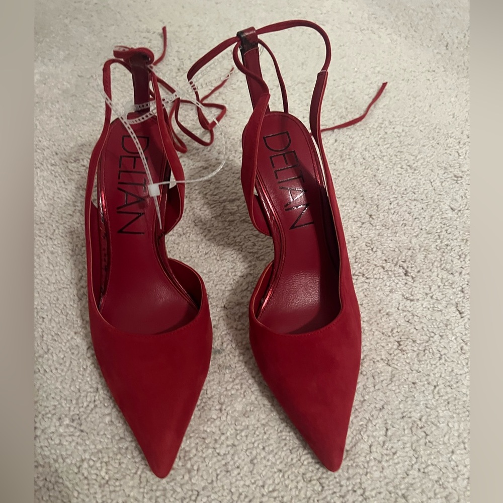 Deltan, lace up pumps, brand new without the box, size 7